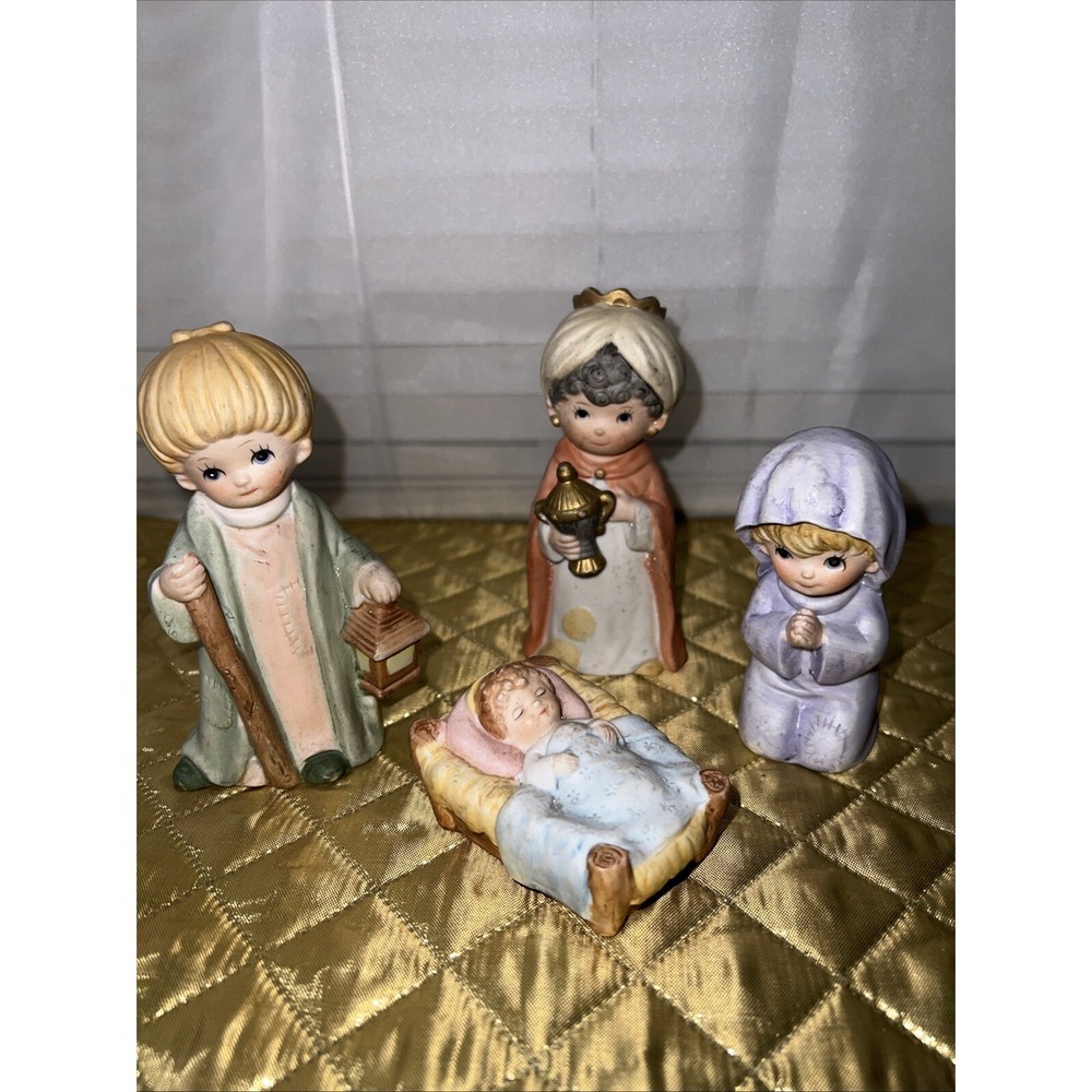 Lot of 4 Homco Christmas Nativity Figurines of Joseph ,Mary, Boy, & Baby Jesus